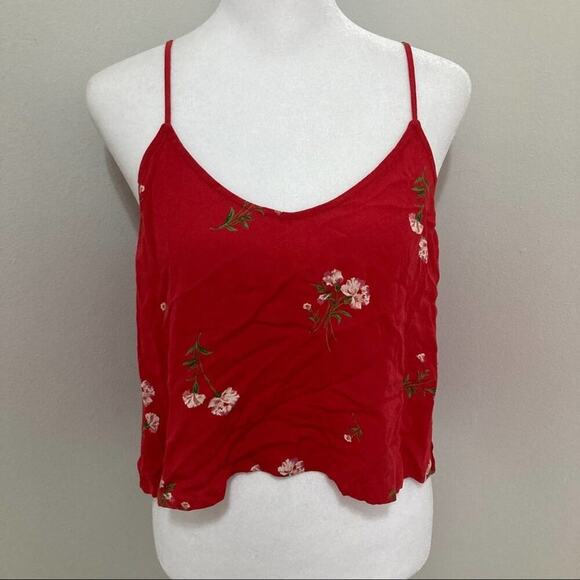 new Cherry Red Crop Top size M w/ Dainty Flowers Dipped Neckline - Picture 7 of 7
